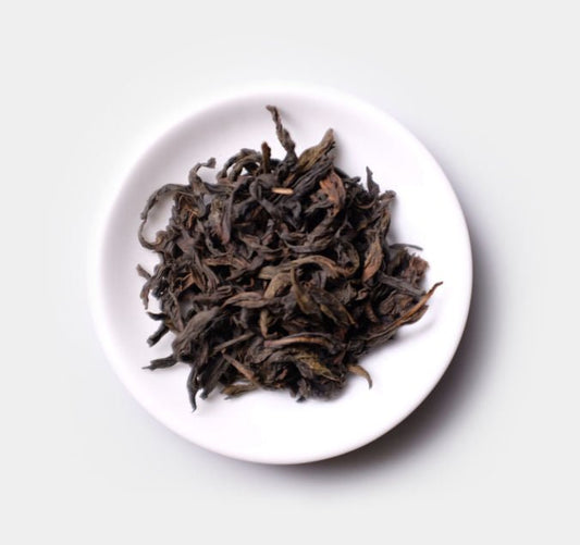 Loose leaves of Handmade Jin Suo Shi Wuyi Cliff Tea from Cha Zhi Ji